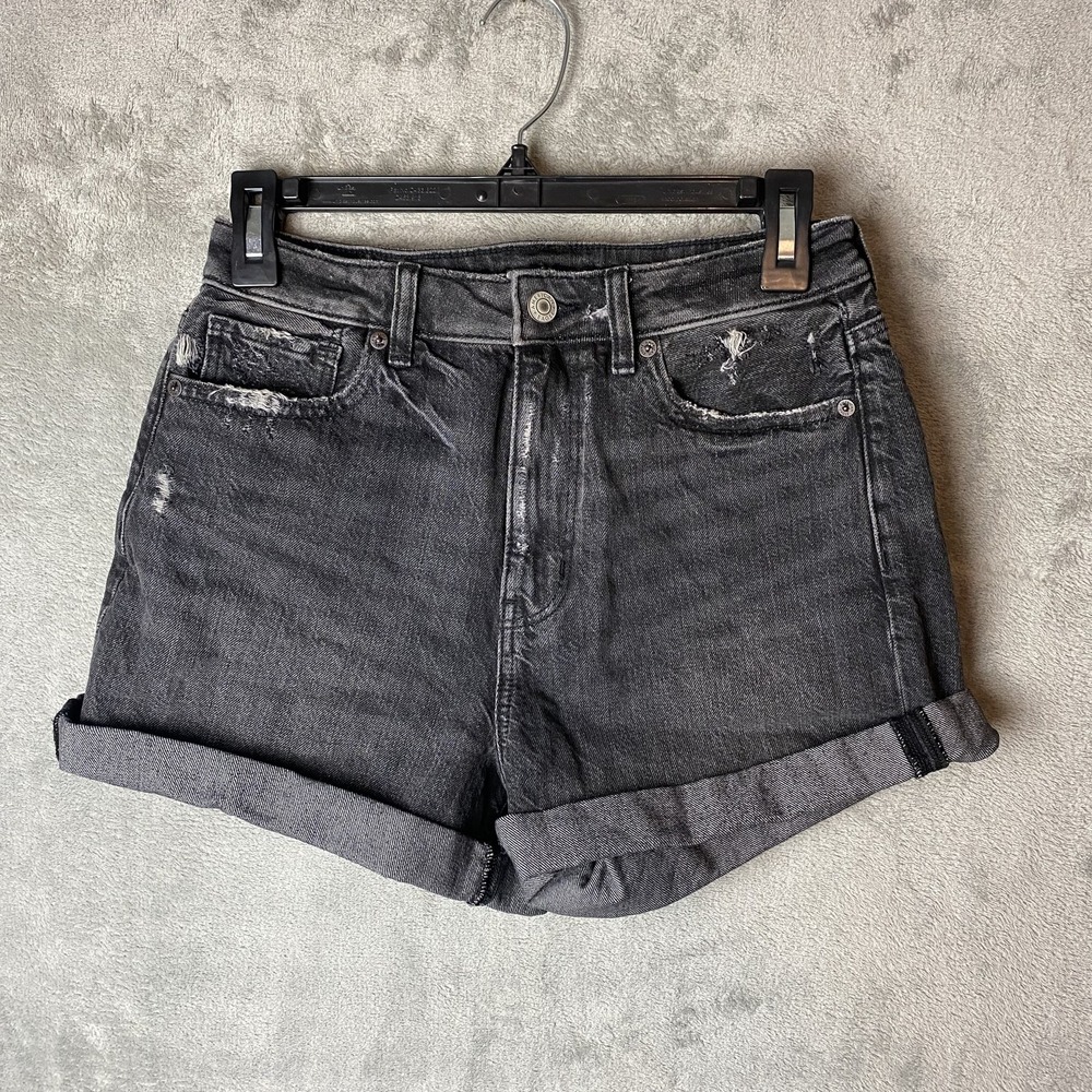 American Eagle Womens Size 4 Relaxed Mom Short Grey Denim Distressed